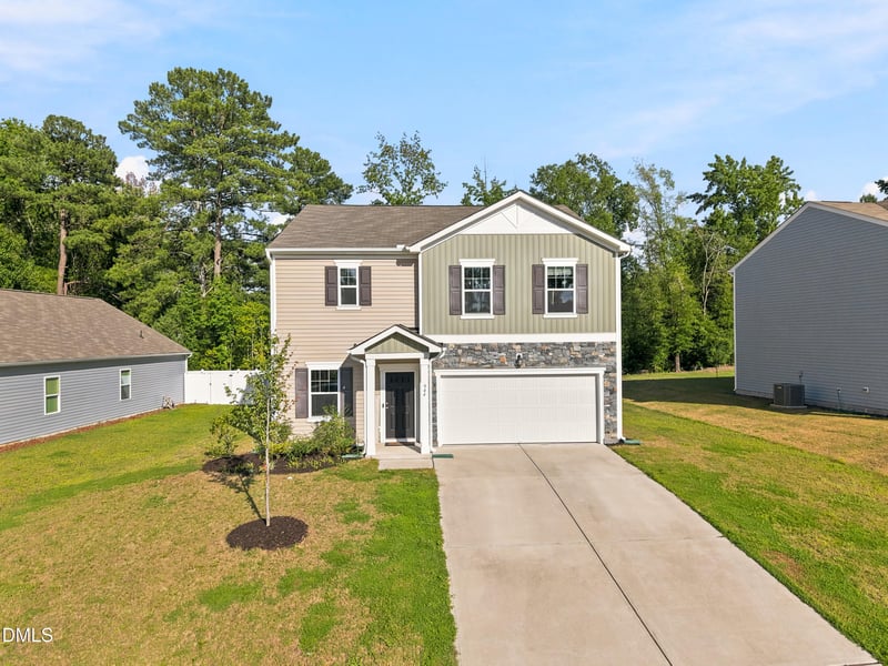 944 Berkeley Glen Rd, Zebulon, NC 27597