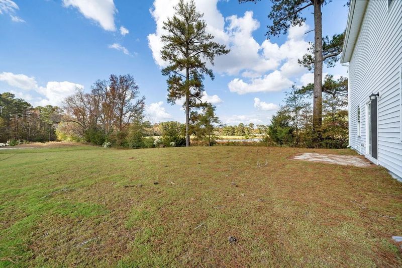 944 Logan Canyon Ln, Zebulon, NC 27597