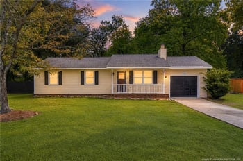 945 Kennesaw Dr, Fayetteville, NC 28314