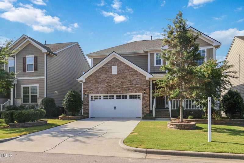 945 Lemster Ln, Cary, NC 27519
