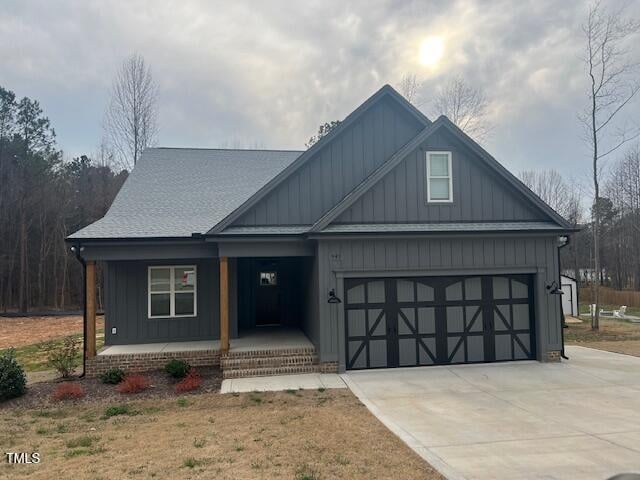945 Lynch Rd, Selma, NC 27576