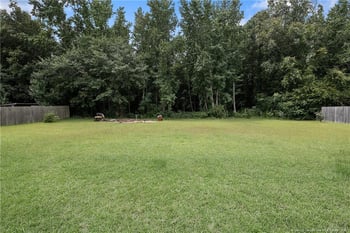 945 Pecan Grove Loop, Hope Mills, NC 28348