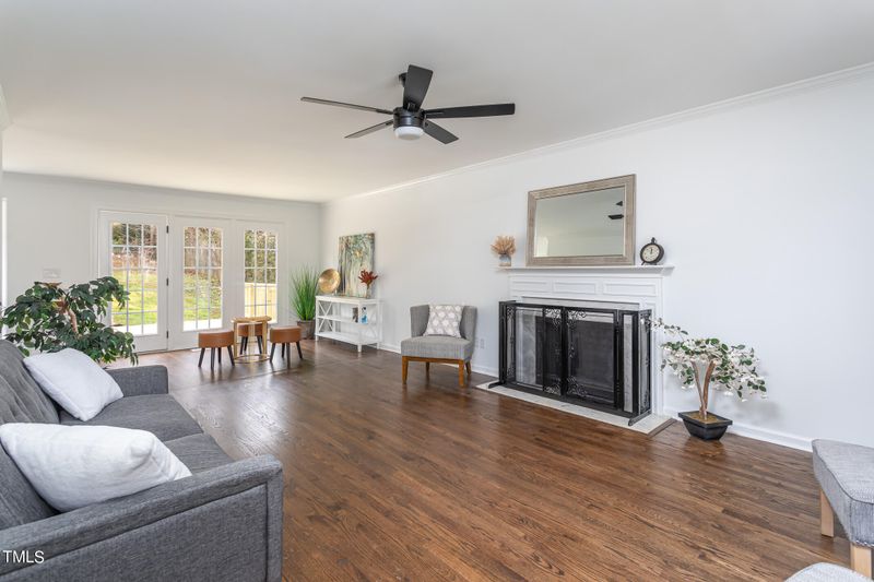 945 St Catherines Dr, Wake Forest, NC 27587