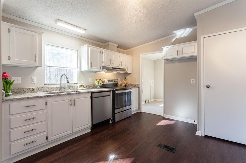 9457 Us 264 Hw, Middlesex, NC 27557
