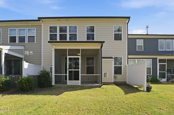 946 Haybeck Ln, Apex, NC 27523