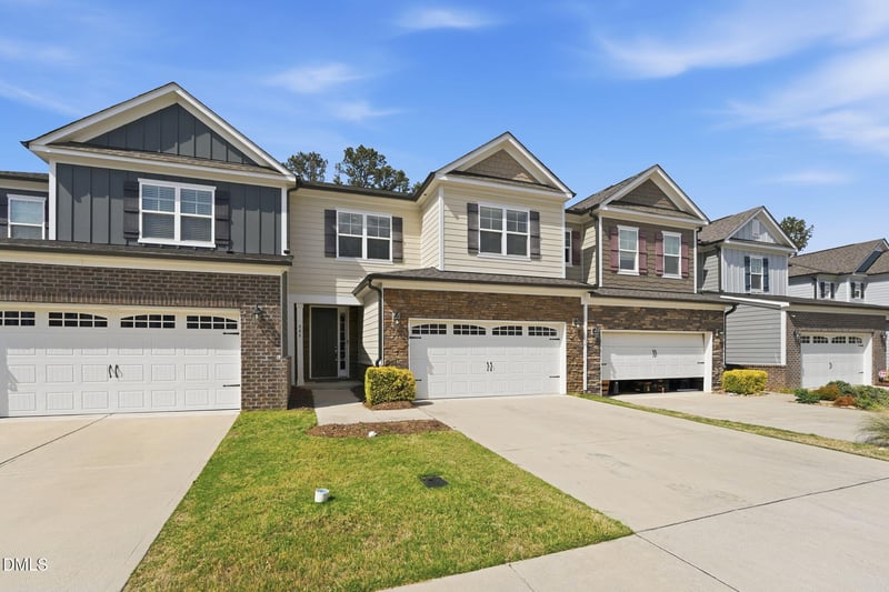 946 Haybeck Ln, Apex, NC 27523