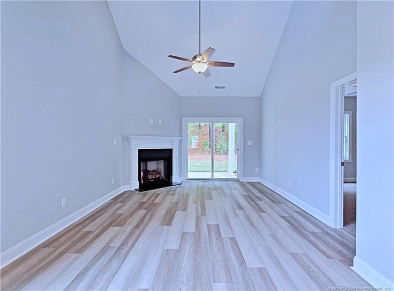946 Kensington Park Rd, Fayetteville, NC 28311