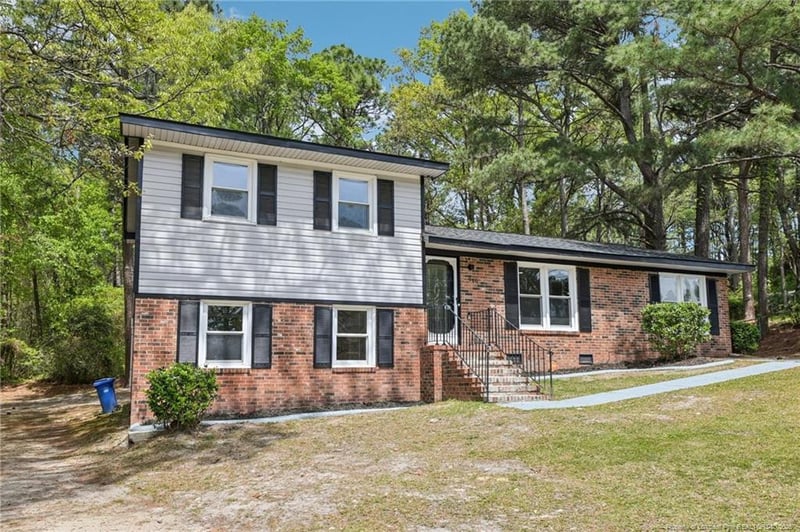 946 Rancho Dr, Fayetteville, NC 28303