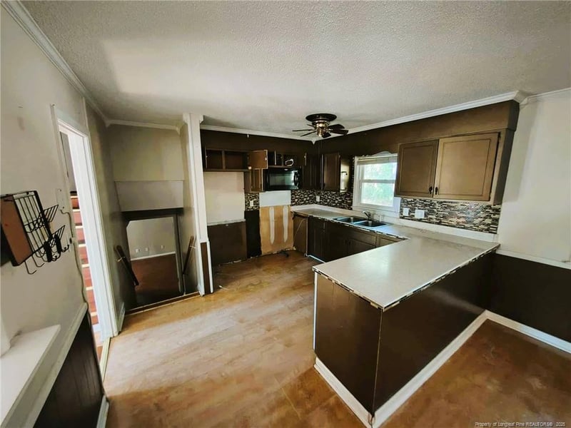 946 Rancho Dr, Fayetteville, NC 28303