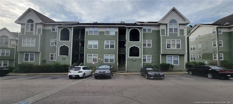 946 Stewarts Creek Dr #8, Fayetteville, NC 28314