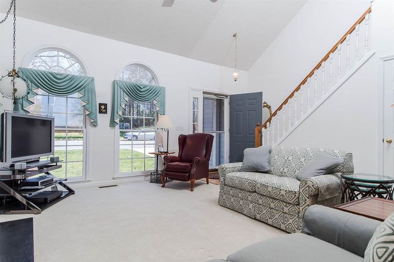9461 Bella Valley Dr, Raleigh, NC 27617