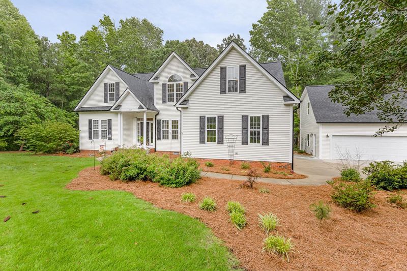 947 Carlton St, Clayton, NC 27520