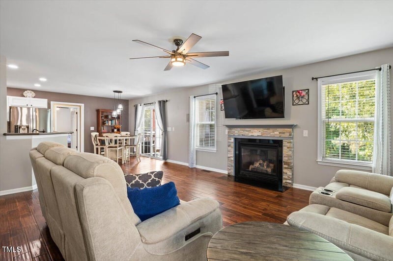 947 Middle Ground Ave, Rolesville, NC 27571