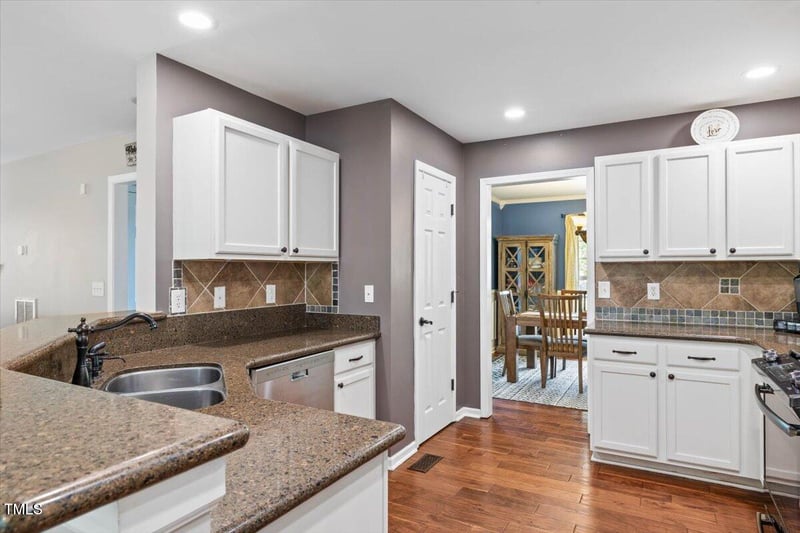 947 Middle Ground Ave, Rolesville, NC 27571