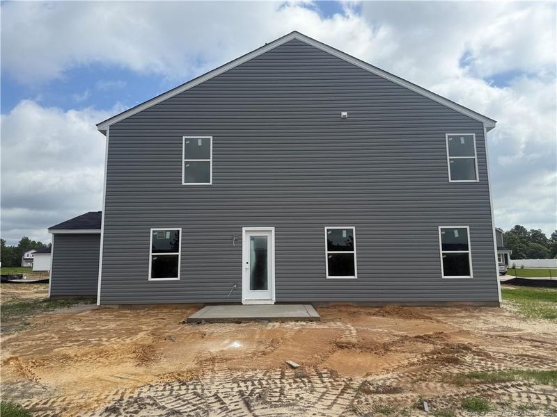 947 Sapphire Stone Ln, Hope Mills, NC 28348