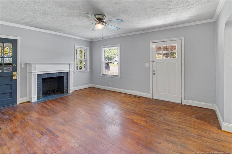 948 Mckimmon Rd, Fayetteville, NC 28303