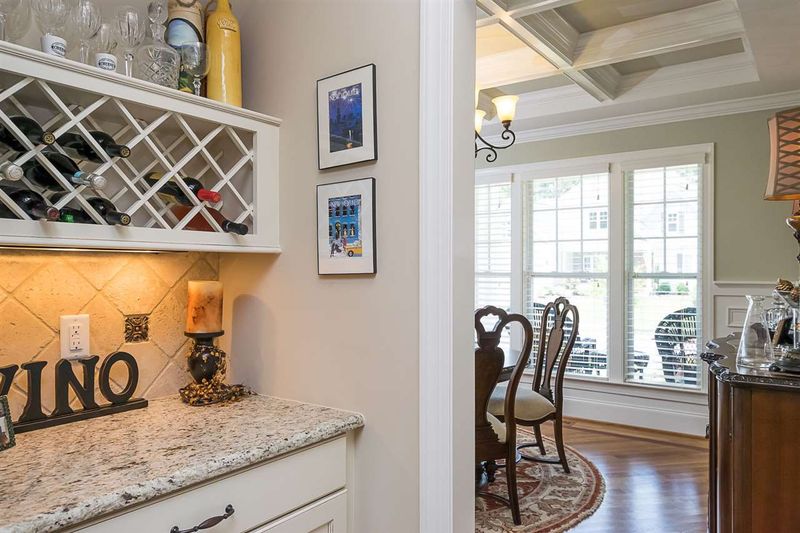 948 Shasta Daisy Dr, Wake Forest, NC 27587