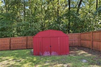 949 Kennesaw Dr, Fayetteville, NC 28314