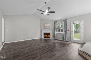 949 Philwood Ct, Fuquay Varina, NC 27526