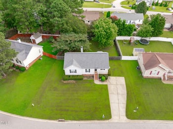 949 Philwood Ct, Fuquay Varina, NC 27526