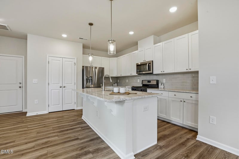 949 Robbie Jackson Ln, Fuquay Varina, NC 27526