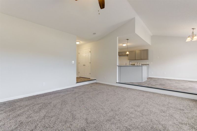 949 Smith Rd, Smithfield, NC 27577