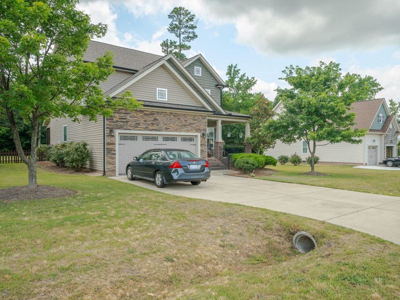 95 Boxwood Dr, Youngsville, NC 27596