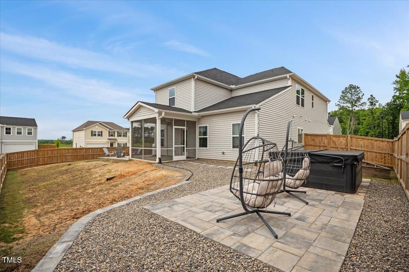 95 Buckthorn Dr, Youngsville, NC 27596