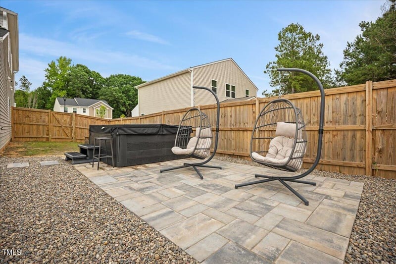 95 Buckthorn Dr, Youngsville, NC 27596