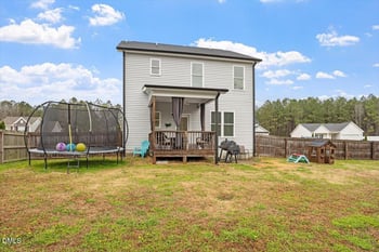 95 Buhrstone Mill St, Zebulon, NC 27597