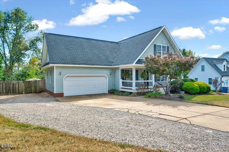 95 Cokesbury Park Ln, Fuquay Varina, NC 27526