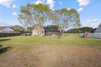 95 Cottle Lake Dr, Coats, NC 27521