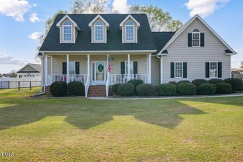 95 Cottle Lake Dr, Coats, NC 27521