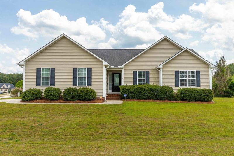 95 Farrington Dr, Clayton, NC 27520