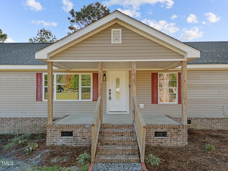 95 Floyd Rd, Louisburg, NC 27549