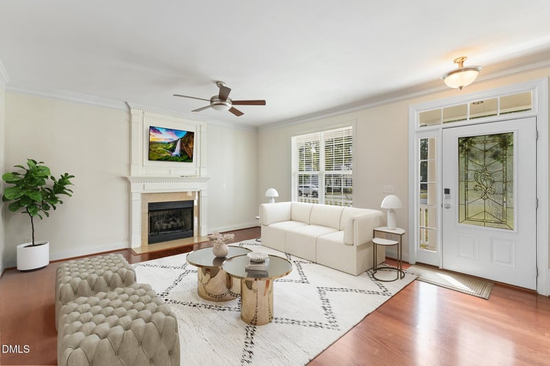 95 Glen Oaks Dr, Youngsville, NC 27596