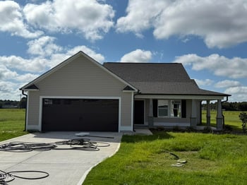 95 Grace Ridge Ct, Benson, NC 27504