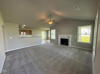 95 Grace Ridge Ct, Benson, NC 27504