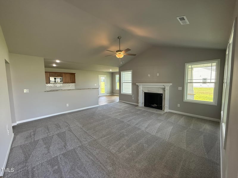 95 Grace Ridge Ct, Benson, NC 27504