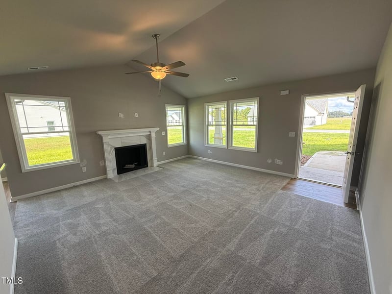 95 Grace Ridge Ct, Benson, NC 27504