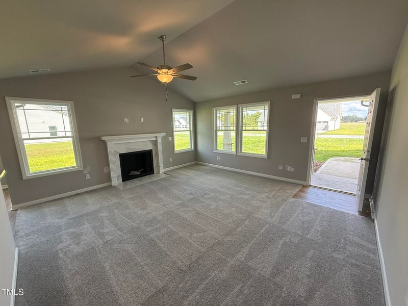 95 Grace Ridge Ct, Benson, NC 27504