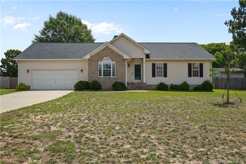 95 Green Spring Dr, Sanford, NC 27332