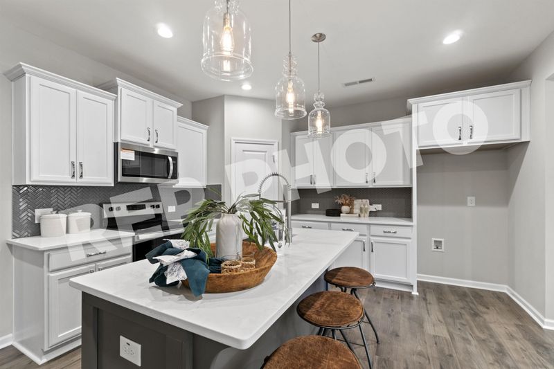 95 Little Leaf Ln #104, Clayton, NC 27527