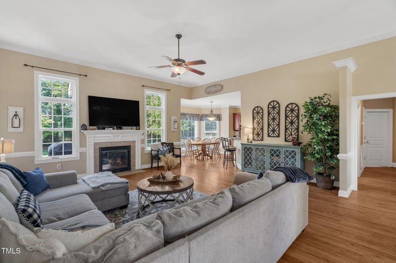 95 Live Oak Dr, Louisburg, NC 27549