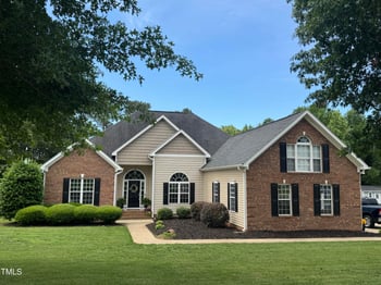 95 Live Oak Dr, Louisburg, NC 27549