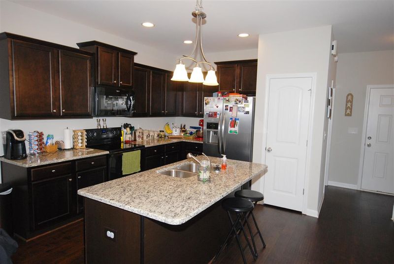 95 Manito Pl, Clayton, NC 27520