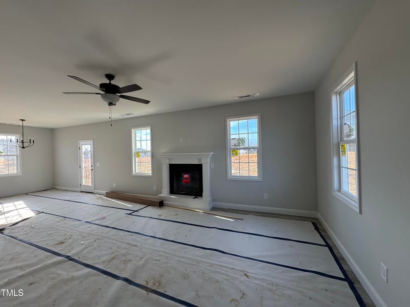 95 Mapledale Ct, Benson, NC 27504