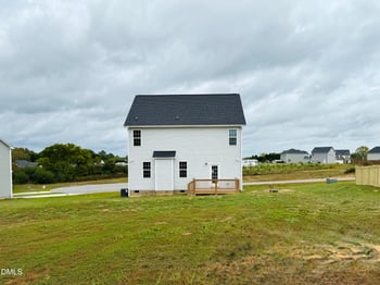 95 Mapledale Ct, Benson, NC 27504