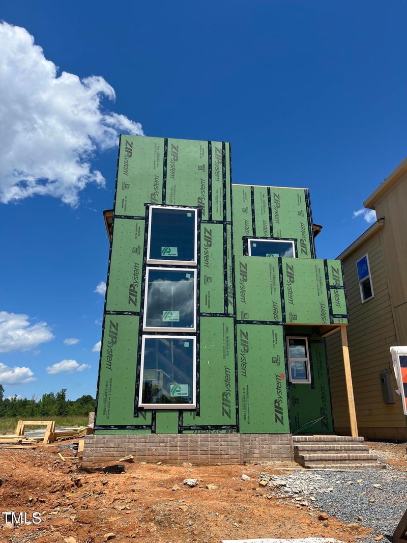 95 Parkland Dr, Pittsboro, NC 27312