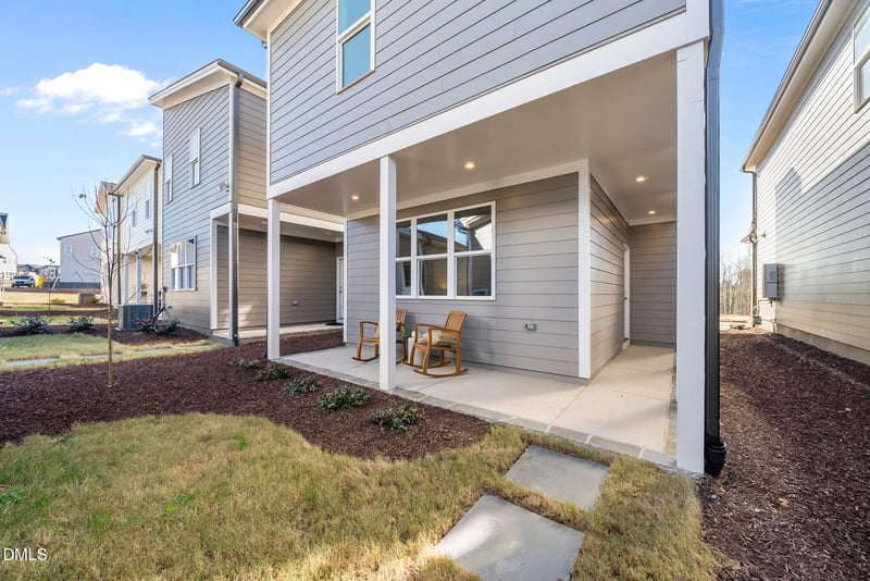 95 Parkland Dr, Pittsboro, NC 27312